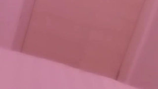 中年大叔花高价 让服眼镜小嫩妹换上黑丝慢慢玩弄她的小嫩鲍