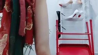 粉嫩小逼无情内射！