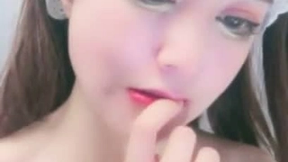 星巴克厕所野战吞精！！少妇急不可耐厕所里就被操了！！