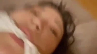麻花辫超清纯00后萝莉萌妹自慰啪啪 无毛美穴情趣制服网袜 自摸一番再开操 深喉口交翘起屁股后入
